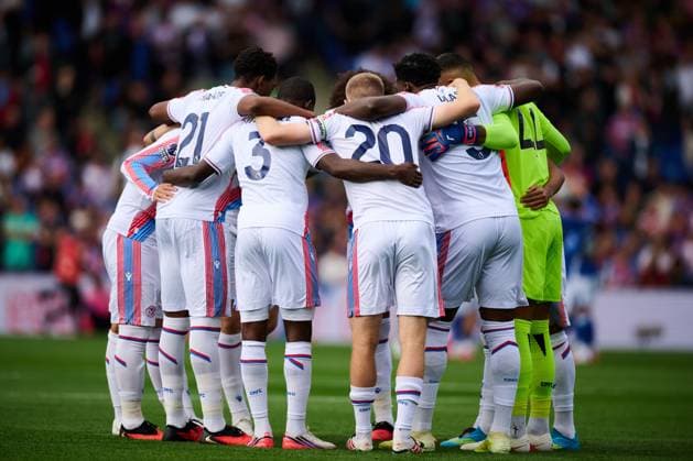 Crystal Place team huddle Crystal Palace v Ipswich Town, Premier League, Football, Selhurst Park, London, UK - 12 Sep 2026London Selhurst Park United Kingdom EDITORIAL USE ONLY No use with unauthorised audio, video, data, fixture lists, club league logos or live services. Online in-match use limited to 120 images, no video emulation. No use in betting, games or single club league player publications.  Copyright: xRichardxHammersley Shutterstockx 17147741cu