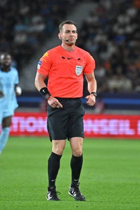 Ligue 1 McDonald s 2026 27, Paris FC vs Olympique Lyonnais, Football Referee Guillaume Paradis during the Ligue 1 McDonald s 2026 27 match between Paris FC and Olympique Lyonnais at Stade Jean Bouin on September 12, 2026 in Paris, France. Paris Stade Jean Bouin France