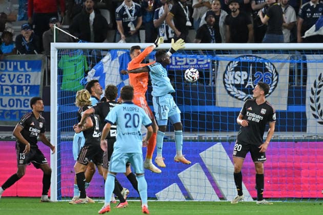 Ligue 1 McDonald s 2026 27, Paris FC vs Olympique Lyonnais, Football Goalkeeper Dominik Greif of Lyon and Hamari Traore of Paris FC during the Ligue 1 McDonald s 2026 27 match between Paris FC and Olympique Lyonnais at Stade Jean Bouin on September 12, 2026 in Paris, France. Paris Stade Jean Bouin France