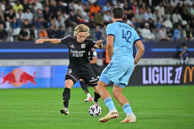 Ligue 1 McDonald s 2026 27, Paris FC vs Olympique Lyonnais, Football Mads Bistrup of Lyon and Diego Coppola of Paris FC during the Ligue 1 McDonald s 2026 27 match between Paris FC and Olympique Lyonnais at Stade Jean Bouin on September 12, 2026 in Paris, France. Paris Stade Jean Bouin France