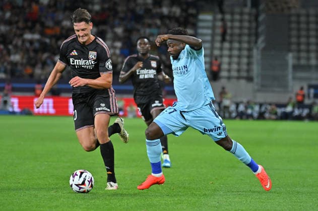 Ligue 1 McDonald s 2026 27, Paris FC vs Olympique Lyonnais, Football Felix Bacher of Lyon and Moses Simon of Paris FC during the Ligue 1 McDonald s 2026 27 match between Paris FC and Olympique Lyonnais at Stade Jean Bouin on September 12, 2026 in Paris, France. Paris Stade Jean Bouin France