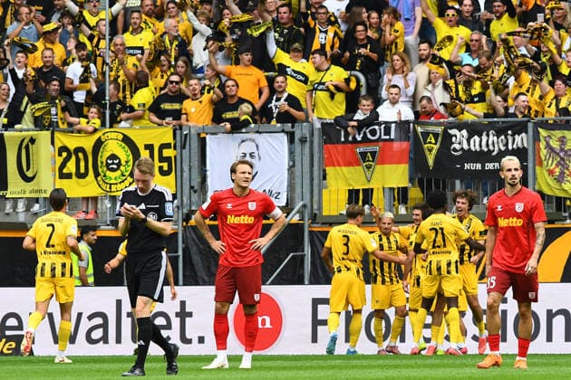 Louis Köster, Alemannia Aachen, No. 8 (with his face obscured), scored the goal to make it 2-0; goal, scoring, action, play, celebrating a goal, celebration, goal celebration, scoring a goal, celebrating the goal, goal, celebration, celebrating the goal, optimistic, action, play, September 12, 2026, Aachen, Germany, soccer, 3rd Division, TSV Alemannia Aachen vs. Jahn Regensburg, soccer, 3rd Division, TSV Alemannia Aachen vs. Jahn Regensburg, DFB and DFL regulations prohibit any use of photographs as image sequences and or quasi-video xmhx