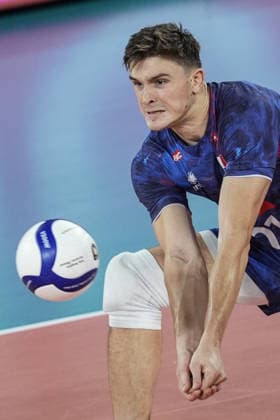 Turkiye v France - CEV EuroVolley 2026 Men CLUJ-NAPOCA, ROMANIA - SEPTEMBER 12: France’s Theo Faure (21) plays during the CEV EuroVolley 2026 Pool D match between Turkiye and France at BT Arena in Cluj-Napoca, Romania, on September 12, 2026. Osmancan Gurdogan Anadolu Cluj Romania. Editorial use only. Please get in touch for any other usage.  Copyright: x2026xAnadoluxOsmancanxGurdoganx