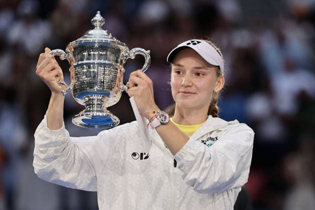 Elena Rybakina (KAZ), Award Ceremony, Presentation, U.S. Open Championships, Billie Jean King National Tennis Center, Flushing Meadows, New York, USA Copyright: xJuergenxHasenkopfx