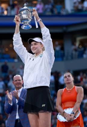 Elena Rybakina of Kazakhstan celebrates with the trophy 2026 US Open, Day Fourteen, USTA Billie Jean King National Tennis Center, New York, USA - 12 Sep 2026New York USTA Billie Jean King National T New York (NY) United States of America EDITORIAL USE ONLY No use with unauthorised audio, video, data, fixture lists, club league logos or live services. Online in-match use limited to 120 images, no video emulation. No use in betting, games or single club league player publications.  Copyright: xEllaxLing Shutterstockx 17140165cl