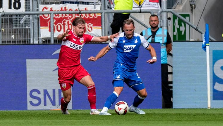 v.li.: Maximilian Mittelstädt (VfB, 7), Vladimir Coufal (Hoffenheim, 34), Zweikampf, Spielszene, Duell, duel, tackle, tackling, Dynamik, Action, Aktion, 12.09.2026, Sinsheim (Deutschland), Fussball, Bundesliga, TSG 1899 Hoffenheim - VfB Stuttgart, DFB DFL REGULATIONS PROHIBIT ANY USE OF PHOTOGRAPHS AS IMAGE SEQUENCES AND OR QUASI-VIDEO. *** v li Maximilian Mittelstädt VfB, 7, Vladimir Coufal Hoffenheim, 34, tackle, match scene, duel, tackle, tackling, dynamic, action, 12 09 2026, Sinsheim, Germany, soccer, Bundesliga, TSG 1899 Hoffenheim vs. VfB Stuttgart, DFB and DFL regulations prohibit any use of photographs as image sequences and or quasi-video xozx
