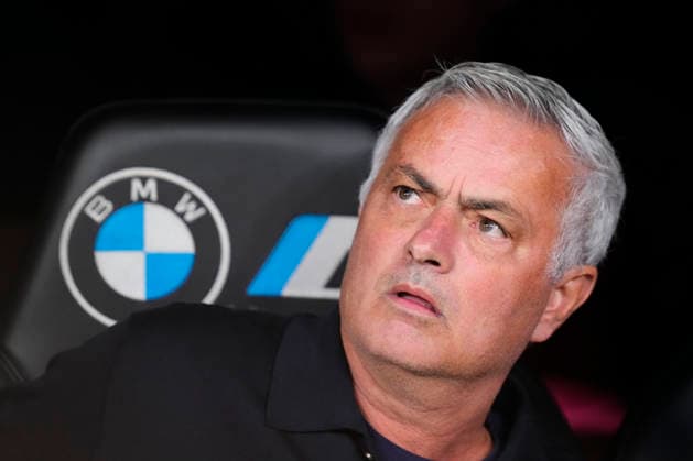 Real Madrid v Rayo Vallecano de Madrid - LaLiga EA Sports 2026 27 Jose Mourinho head coach of Real Madridsitting on the bench during the LaLiga EA Sports 2026 27 match between Real Madrid and Rayo Vallecano de Madrid at Estadio Santiago Bernabeu on September 12, 2026 in Madrid, Spain. Madrid Spain  Copyright: xJosexBretonx originalFilename:bretonhernandez-realmadr260912_npbwT.jpg