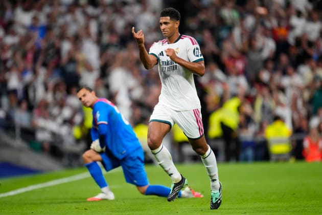 Real Madrid v Rayo Vallecano de Madrid - LaLiga EA Sports 2026 27 Jude Bellingham attacking midfield of Real Madrid and England celebrates after scoring his sides first goal during the LaLiga EA Sports 2026 27 match between Real Madrid and Rayo Vallecano de Madrid at Estadio Santiago Bernabeu on September 12, 2026 in Madrid, Spain. Madrid Spain  Copyright: xJosexBretonx originalFilename:bretonhernandez-realmadr260912_npocj.jpg