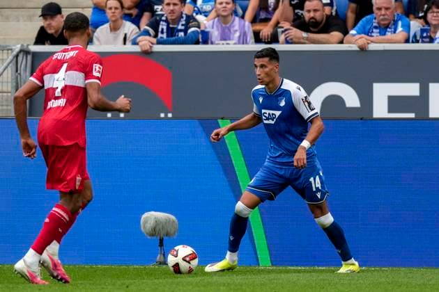v.li.: Josha Vagnoman (VfB, 4), Adam Daghim (Hoffenheim, 14), Aktion, Action, Spielszene, 12.09.2026, Sinsheim (Deutschland), Fussball, Bundesliga, TSG 1899 Hoffenheim - VfB Stuttgart, DFB DFL REGULATIONS PROHIBIT ANY USE OF PHOTOGRAPHS AS IMAGE SEQUENCES AND OR QUASI-VIDEO. *** From left: Josha Vagnoman (VfB), 4; Adam Daghim (Hoffenheim), 14; Action, Game Scene, September 12, 2026, Sinsheim, Germany, soccer, Bundesliga, TSG 1899 Hoffenheim vs. VfB Stuttgart, DFB and DFL regulations prohibit any use of photographs as image sequences and or quasi-video xozx