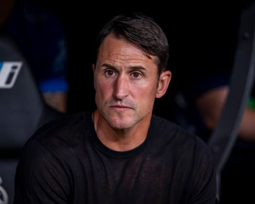 Real Madrid CF v Rayo Vallecano de Madrid - LaLiga EA Sports 2026 27 Benat San Jose, head coach of Rayo Vallecano, sits on the bench prior to the LaLiga EA Sports football match between Real Madrid CF and Rayo Vallecano de Madrid at Estadio Bernabeu on September 12, 2026 in Madrid, Spain. Madrid Estadio Bernabeu Madrid Spain Copyright: xAlbertoxGardinx AGardin_20260912_Foot_Liga_Rea_Mad_Rayo_0081