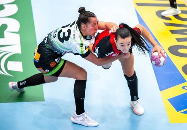 WOMEN S HANDBALL 2026–2027 3RD BUNDESLIGA, MATCHDAY 1: THC FRISCH AUF GÖPPINGEN ** FOR EDITORIAL PURPOSES ONLY ** EDITORIAL USE ONLY ** p 12 09 2026 Bad Langensalza Women’s Handball 1st Bundesliga Women’s Season 2026–2027 Salzhalle Matchday 3 Thüringer HC FRISCH AUF Göppingen in the photo: Jana Scheib 20 Thüringer HC in a duel with Stephanie Elies 63 FRISCH AUF Göppingen Germany Thuringia Bad Langensalza Copyright SaschaxFromm Copyright: SaschaxFromm doc87kt908lfty17tad9f1f ,EDITORIAL USE ONLY Copyright: SaschaxFromm