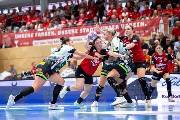 WOMEN S HANDBALL 2026–2027 3RD BUNDESLIGA, MATCHDAY 1: THC FRISCH AUF GÖPPINGEN ** FOR EDITORIAL PURPOSES ONLY ** EDITORIAL USE ONLY ** p 12 09 2026 Bad Langensalza Women’s Handball 1st Bundesliga Women’s Season 2026–2027 Salzhalle Matchday 3 Thüringer HC FRISCH AUF Göppingen in the photo: Natsuki Aizawa 23 Thüringer HC in a duel with Stephanie Elies 63 FRISCH AUF Göppingen and Luisa Schulze 33 FRISCH AUF Göppingen Germany Thuringia Bad Langensalza Copyright SaschaxFromm Copyright: SaschaxFromm doc87kt6bzn5ua2fkw5fix ,EDITORIAL USE ONLY Copyright: SaschaxFromm
