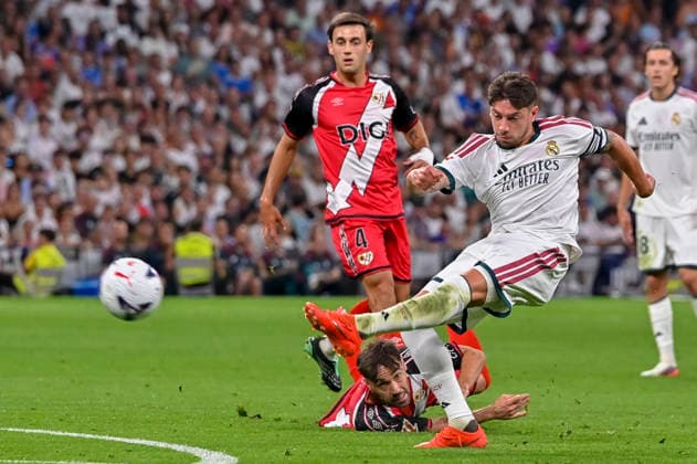 September 12, 2026, Madrid, Madrid, Spain: 8 FEDERICO VALVERDE of Real Madrid CF shoots for goal during the match on Matchday 5 of the 2026 27 National League First Division Championship between REAL MADRID C.F. 4 and RAYO VALLECANO 1, played at the Bernabo u Stadium on September 12, 2026, in Madrid, Spain. Madrid Spain - ZUMAc312 20260912_zsp_c312_020 Copyright: xOscarxManuelxSanchezx