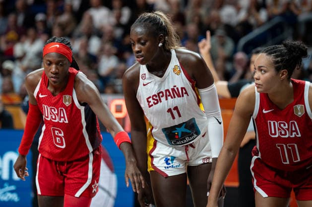 Spain v USA: Semifinal - FIBA Women s Basketball World Cup Germany 2026 Rhyne Howard, Awa Fam and Napheesa Collier play during the FIBA Women s Basketball World Cup 2026 semi-finals match between Spain and the United States in Berlin, Germany, on September 12, 2026. Berlin Germany  Copyright: xMarcinxGolbax originalFilename:golba-spainvus260912_np25R.jpg
