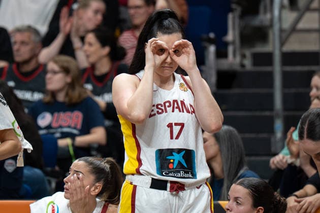 Spain v USA: Semifinal - FIBA Women s Basketball World Cup Germany 2026 Megan Gustafson plays during the FIBA Women s Basketball World Cup 2026 semi-finals match between Spain and the United States in Berlin, Germany, on September 12, 2026. Berlin Germany  Copyright: xMarcinxGolbax originalFilename:golba-spainvus260912_npHrU.jpg