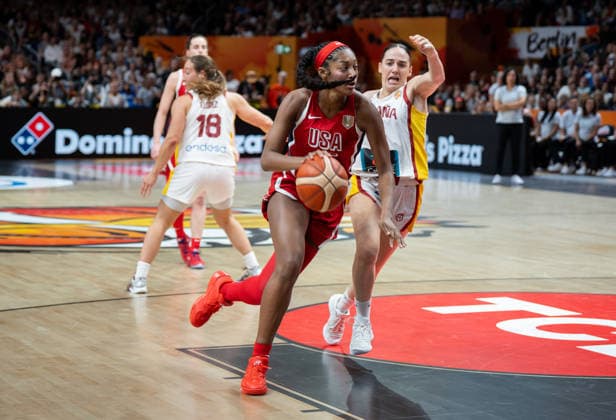 Spain v USA: Semifinal - FIBA Women s Basketball World Cup Germany 2026 Angel Reese plays during the FIBA Women s Basketball World Cup 2026 semi-finals match between Spain and the United States in Berlin, Germany, on September 12, 2026. Berlin Germany  Copyright: xMarcinxGolbax originalFilename:golba-spainvus260912_npYKc.jpg