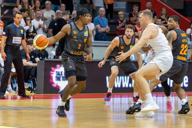 Stefan Smith, NINERS Chemnitz, 02; Benjamin Burnham, NINERS Chemnitz, 25; Till Gloger, GIESSEN 46ers, 18; Viktor Kovacevic, GIESSEN 46ers, 25; , Giessen 46ers vs. Niners Chemnitz, Basketball, Netto BBL Cup, DBB Cup, Matchday 1, 2026–2027 season, September 12, 2026 Giessen 46ers vs. Niners Chemnitz, Basketball, Netto BBL Cup, DBB Cup, Matchday 1, 2026–2027 Season, September 12, 2026 Ostpreussenviertel Copyright: xEibner-Pressefoto JoergxHeinrichx EP_JHR