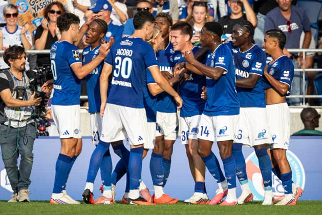 FOOTBALL: RC Strasbourg Alsace v AS Monaco Matchday 4 Ligue 1 McDonald s - 12 09 2026 Joie des joueurs de l equipe de Racing Strasbourg apres le but (PP) de Sadibou Sane StrasbourgFrance  Copyright: xx