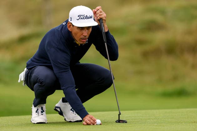 2026 Amgen Irish Open - Fourth Round, Trump International Golf Links, Doonbeg 13 9 2026 Rafa Cabrera Bello lines up his putt on the second green Rafa Cabrera Bello lines up his putt on the second green 13 9 2026  Copyright: xx BB3_9102
