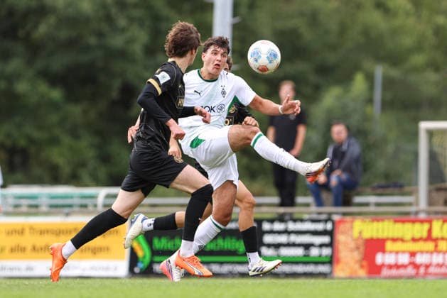 Mathis Wack of SV Elversberg and Filip Zahalka of Borussia Mönchengladbach battle for the ball during the Under-19 Bundesliga match between SV Elversberg and Borussia Mönchengladbach at Jungenwald on September 13, 2026, in Püttlingen, Germany Photo by Oliver Kaelke DeFodi Images Mathis Wack of SV Elversberg and Filip Zahalka of Borussia Mönchengladbach battle for the ball during the Under-19 Bundesliga match between SV Elversberg and Borussia Mönchengladbach at am Jungenwald on September 13, 2026 in Puettlingen, Germany. Photo by Oliver Kaelke, DeFodi Images. DFB and DFL regulations prohibit any use of photographs as image sequences and or quasi-video. Photo by Oliver Kaelke, DeFodi Images.