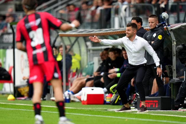 Eredivisie: Excelsior Rotterdam v FC Utrecht Rotterdam - Coach Ruben den Uil coaches {pronoun_possessive} team during the sixth competition round of the 2026 2027 Eredivisie season. The match is set between Excelsior Rotterdam and FC Utrecht at Stadion Woudestein on 13 September 2026 in Rotterdam, Netherlands. (Hero Images Nick Koole) Copyright: xNickxKoolex