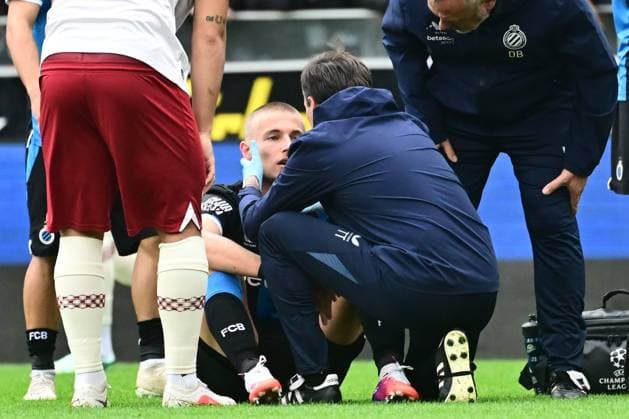 Club Brugge v Royal Antwerp FC - Jupiler Pro League BRUGGE, BELGIUM - SEPTEMBER 13 : injury of Vermant Romeo forward of Club Brugge during the Jupiler Pro League match between Club Brugge and Royal Antwerp FC on September 13, 2026 in Brugge, Belgium, 13 09 2026 Brugge Belgium  Copyright: xPeterxDexVoechtx