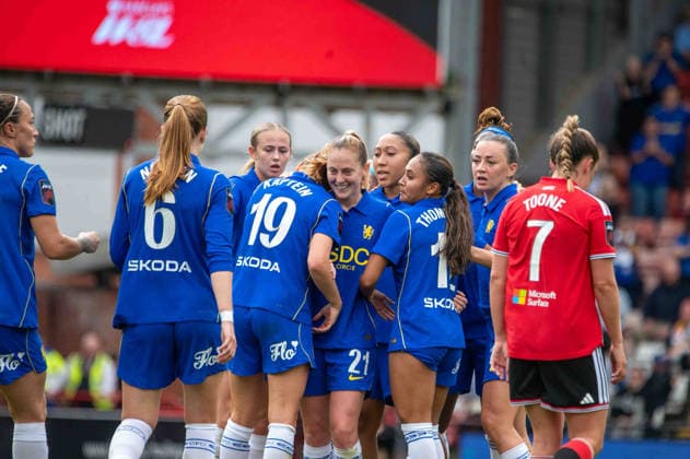 MANCHESTER, ENGLAND - September 13: Chelsea goal celebrations during the Barclays Womens Super League game between Manchester United, ManU and Chelsea at The Progress with Unity Stadium on September 3, 2026 in Manchester, England. (Photo by Clare Overfield Sports Press Photo) Copyright: xClarexOverfield xSPPx Sportspressphoto_SPR229585