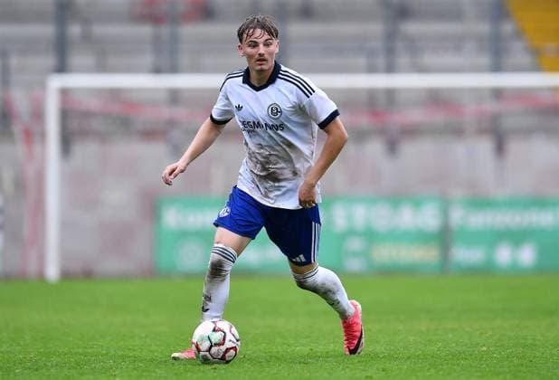 Rot Weiß Oberhausen U19 vs. Schalke 04 U19 ** FOR EDITORIAL PURPOSES ONLY ** EDITORIAL USE ONLY ** p Soccer U19 DFB Youth League Group H Matchday 6 Rot-Weiß Oberhausen U19 vs. Schalke 04 U19 on September 13, 2026, at the Niederrhein Stadium in Oberhausen Rafael Czulak Schalke 04 U19 Germany North Rhine-Westphalia Oberhausen Copyright ThorstenxTillmann Copyright: ThorstenxTillmann doc87l0obmi5w91qekrf99 ,EDITORIAL USE ONLY Copyright: ThorstenxTillmann