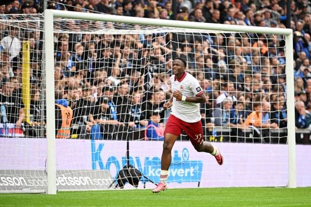 Antwerp s Snayder Porozo celebrate after scoring the 1-1 goal during a soccer match between Club Brugge and Royal Antwerp FC, Sunday 13 September 2026 in Brugge, on day 6 of the 2026-2027 Jupiler Pro League first division of the Belgian championship. MAARTENxSTRAETEMANS  x186197686x