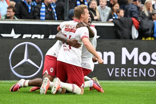 Antwerp s Snayder Porozo celebrate after scoring the 1-1 goal during a soccer match between Club Brugge and Royal Antwerp FC, Sunday 13 September 2026 in Brugge, on day 6 of the 2026-2027 Jupiler Pro League first division of the Belgian championship. MAARTENxSTRAETEMANS  x186197695x