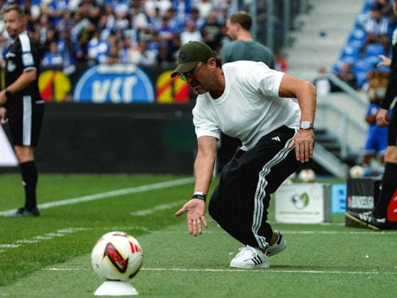 September 13, 2026, xwppx, Soccer 2. Bundesliga, Karlsruher SC vs. Energie Cottbus, Claus Dieter Wollitz, Coach of Energie Cottbus. DFL and DFB regulations prohibit any use of photographs as image sequences and or quasi-video. Karlsruhe