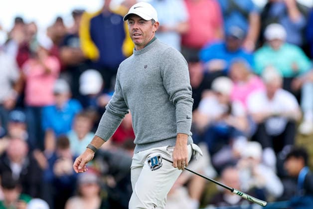 2026 Amgen Irish Open - Fourth Round, Trump International Golf Links, Doonbeg 13 9 2026 Rory McIlroy walks onto the eighteenth green Rory McIlroy walks onto the eighteenth green 13 9 2026  Copyright: xDanxClohessyx DC1A6018