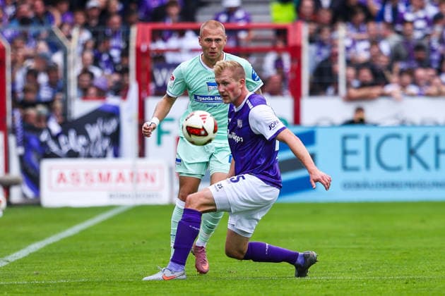 September 13, 2026, xkwix, Soccer, 2nd Division, VfL Osnabrück vs. Hertha BSC, Stadion an der Bremer Brücke, Matchday 5, 2026–2027 Season: Jon Dagur Thorsteinsson of Hertha BSC (No. 23) in a tackle against Niklas Wiemann of VfL Osnabrück (No. 25). DFB regulations prohibit any use of photographs as image sequences and or quasi-video. Photo: xKamilxWilkowskixPressefotoKochx Lower Saxony, Germany