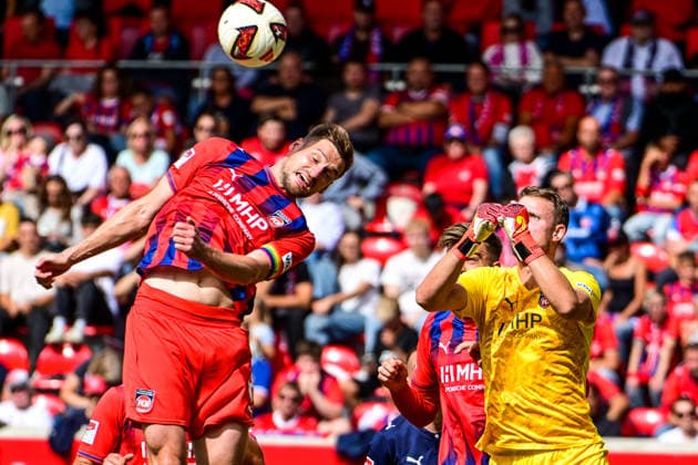 September 13, 2026, GER, Soccer, Men s, 2. Bundesliga, 1. FC Heidenheim vs. Holstein Kiel Patrick Mainka (Heidenheim), 6, Thomas Dähne (Heidenheim), 33 Heidenheim Voith Arena, Baden-Württemberg, Germany Copyright: xNordphotox xHafnerx