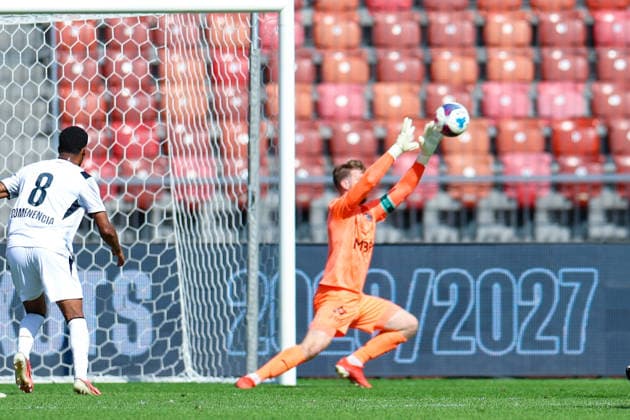September 13, 2026, Soccer, Brack Super League 2026–27, Matchday 8, FC Zurich vs. FC Vaduz, Letzigrund Stadium, Zurich, Switzerland Benjamin Büchel 1, FC Vaduz prevents the equalizer with a great save Photo: Urs Ottiger