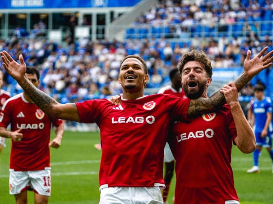 September 13, 2026, xwppx, Soccer 2. Bundesliga, Karlsruher SC vs. Energie Cottbus: Tolcay Ci?erci (Energie Cottbus) and Justin Butler (Energie Cottbus) after the 0–3 loss. DFL and DFB regulations prohibit any use of photographs as image sequences and or quasi-video. Karlsruhe