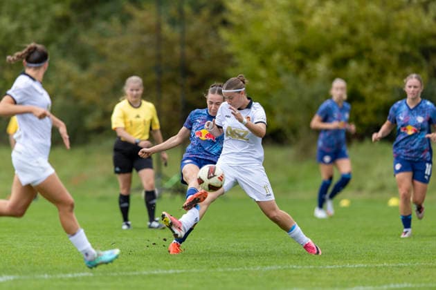 Northeast Regional League (Women) RasenBallsport Leipzig II vs. 1 FFV Erfurt Leipzig, September 13, 2026; Evita Judith Kogel 29, RasenBallsport Leipzig II vs. Laura Krug 11, 1 FFV Erfurt; Northeast Regional League (Women) RasenBallsport Leipzig II vs. 1 FFV Erfurt Gontardweg Sports Complex GF 1 September 13, 2026 Copyright: xBEAUTIFULxSPORTS Duehringx