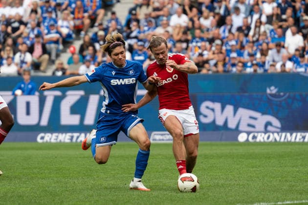 September 13, 2026, xjyhynx, Soccer 2. Bundesliga, Karlsruher SC vs. Energie Cottbus, Shio Fukuda 13, Karlsruher SC in a tackle with Henry Rorig 3, Energie Cottbus DFL DFB REGULATIONS PROHIBIT ANY USE OF PHOTOGRAPHS as IMAGE SEQUENCES and or QUASI-VIDEO Karlsruhe