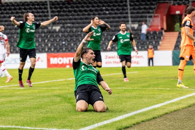 VfB Stuttgart II vs. SC Preussen Münster, Soccer, 3rd Division, Matchday 5, WIRmachenDRUCK Arena Großaspach, September 13, 2026—Goal celebration, jubilation, and joy after a goal; shot on goal for the 1–2 lead by Marvin Schulz of SC Preussen Münster, 30. VfB Stuttgart II vs. SC Preussen Münster, Soccer, 3rd Division, Matchday 5, WIRmachenDRUCK Arena Großaspach, September 26, 2013; Photo by Lucca Fundel, Großaspach, WIRmachenDRUCK Arena, Baden-Württemberg, Germany