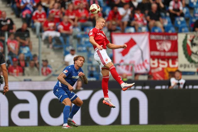 Dmytro Bogdanov (Energie Cottbus), 13, with a header against Marcel Franke (Karlsruher SC), 28, Karlsruher SC vs. Energie Cottbus, 2. Bundesliga, Matchday 5, 2026–2027, September 13, 2026, DFL regulations prohibit any use of photographs as image sequences and or quasi-video, Karlsruher SC vs. Energie Cottbus, 2. Bundesliga, Matchday 5, 2026–2027, September 13, 2026, Karlsruhe Copyright: xEibner-Pressefoto JanxPrihodax EP_JPA