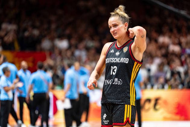 Leonie Fiebich, Germany, 13, Disappointed After Defeat, GER, France vs. Germany, Basketball, FIBA Women s World Cup 2026, Semifinal, September 12, 2026, GER, France vs. Germany, Basketball, 2026 FIBA Women’s World Cup, Semifinal, September 12, 2026, Berlin Copyright: xEibner-Pressefoto MaxxVincenx EP_MVN