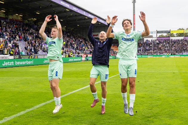 L R Julian Eitschberger (Hertha BSC, 02), Niklas Kolbe (Hertha BSC, 27), and Soufian Gouram (Hertha BSC, 33) celebrate after their 1–3 victory (GER), VfL Osnabrück vs. Hertha BSC, Soccer, 2. Bundesliga, Matchday 5, 2026–2027 season, September 13, 2026 DFL regulations prohibit any use of photographs as image sequences and or quasi-video GER, VfL Osnabrück vs. Hertha BSC, soccer, 2. Bundesliga, Matchday 5, 2026–2027 season, September 13, 2026, Osnabrück Copyright: xEibner-Pressefoto JanxRollingerx EP_JSK