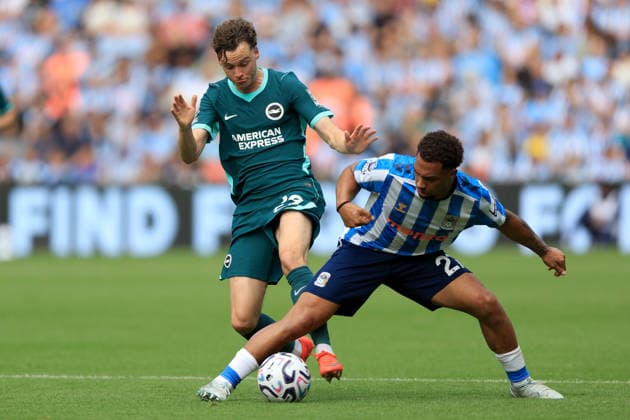 Coventry City v Brighton & and Hove Albion - Premier League 2026 27 Maxim De Cuyper of Brighton and Hove Albion and Milan van Ewijk of Coventry City challenge during the Premier League 2026 27 match between Coventry City and Brighton & Hove Albion at The Coventry Building Society Arena on September 13, 2026 in Coventry, England. WARNING! This Photograph May Only Be Used For Newspaper And Or Magazine Editorial Purposes. May Not Be Used For Publications Involving 1 player, 1 Club Or 1 Competition Without Written Authorisation From Football DataCo Ltd. For Any Queries, Please Contact Football DataCo Ltd on +44 (0) 207 864 9121 Coventry The Coventry Building Society Arena England United Kingdom Copyright: xAllstarxPicturexLibraryxLtdx
