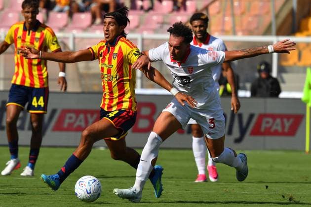 US Lecce s Central Midfielder Youssef Maleh (14 US Lecce) and AC Monza s Centre-back Lorenzo Lucchesi (3 AC Monza) in action during the Serie A Enilive matchday 4 match between US Lecce and AC Monza at the Stadio Via del Mare in Lecce, Italy, Sunday, September 13, 2026. (Credit Image: Giovanni Evangelista LaPresse)  Copyright: xGiovannixEvangelista LaPressex