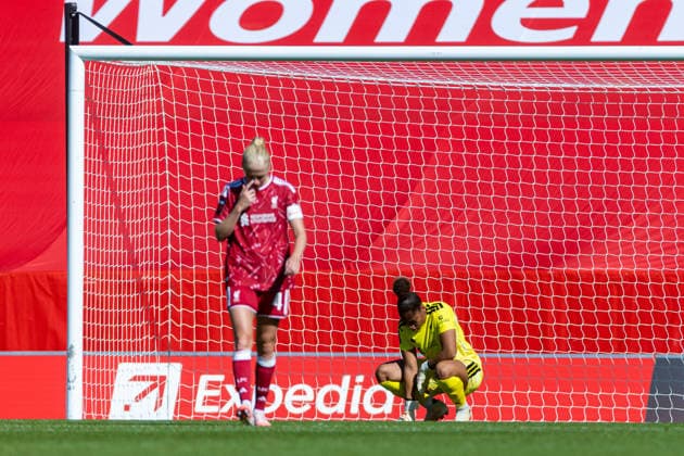 Football - FA Women™s Super League - Liverpool FC Women v Tottenham Hotspur FC Women ST HELENS, ENGLAND - Sunday, September 13, 2026: Liverpool FC Women s goalkeeper Khiara Keating reacts to conceding the first goal during the FA Women™s Super League match between Liverpool FC Women and Tottenham Hotspur FC Women at the St Helens Stadium. (Photo by David Rawcliffe Propaganda) ST HELENS St Helens Stadium MERSEYSIDE ENGLAND  Copyright: xPropagandax P2026-09-13-Liverpool_W_Tottenham_W-107