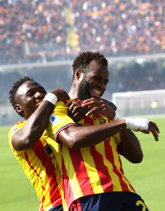 September 13, 2026, Lecce, Italia: US Lecce s LAssana Coulibaly (R) celebrated by his teamamte Konan N dri (L) after scoring the goal during the Italian Serie A soccer match US Lecce vs AC Monza at the Via Del Mare stadium in Lecce, Italy, 13 september 2026. ANSA ABBONDANZA SCURO LEZZI. Serie A: US Lecce Vs AC Monza  - ZUMAa110 20260913_zaf_a110_015 Copyright: xAbbondanzaxScuroxLezzix