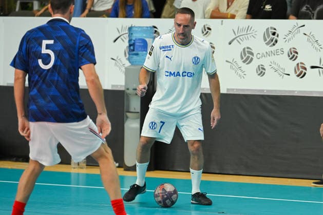 FUTSAL : Cannes Legends - 12 09 2026 Franck RibÃ ry during the second edition of Cannes Legends, on September 12, 2026 at the Palais des Victoires in Cannes (Alpes-Maritimes). CannesFrance  Copyright: xWilliamxCannarellax