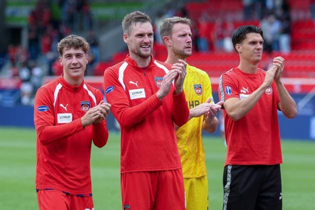 Final celebration: Yannik Wagner 38, 1. FC Heidenheim 1846; Patrick Mainka 6 1. FC Heidenheim 1846, Thomas Daehne 33 1. FC Heidenheim 1846, and Mathias Honsak 17 1. FC Heidenheim 1846, 1 FC Heidenheim 1846 vs. Holstein Kiel, Soccer, DFL, 2. Bundesliga, 2026–2027 Season, First Half of the Season, Matchday 5, September 13, 2026, Heidenheim, Baden-Württemberg, Germany Copyright: xkolbert-press MartinxAgüerax