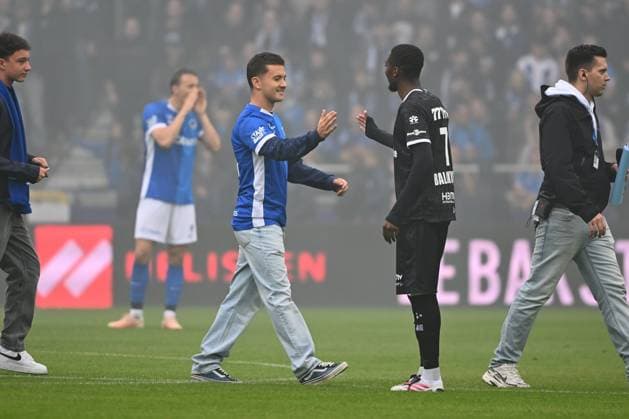 KRC Genk v KAA Gent - Jupiler Pro League GENK, BELGIUM - SEPTEMBER 13 : Konstantinos Karetsas before the Jupiler Pro League match between KRC Genk and KAA Gent on September 13, 2026 in Genk, Belgium, 13 09 2026 Genk Belgium  Copyright: xVincentxKalutx
