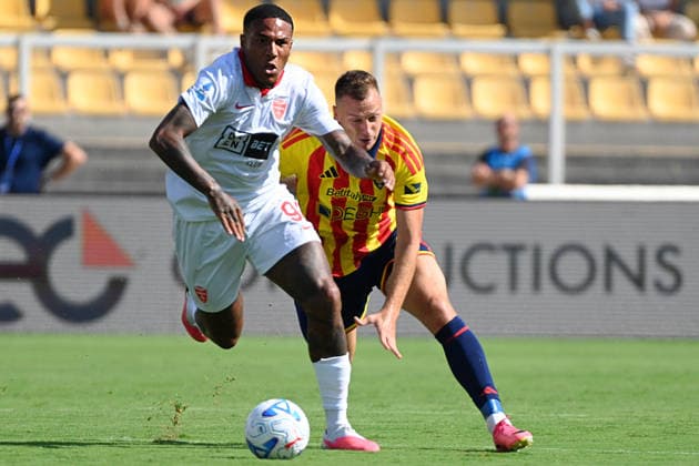 IPA88483422 - Michael Folorunsho (AC Monza) against Nikola Stulic (US Lecce) during the US Lecce vs. AC Monza Serie A soccer match in Lecce, Italy, on September 13, 2026  Copyright: xPasqualexGolia IPAxSportx xx IPA88483422